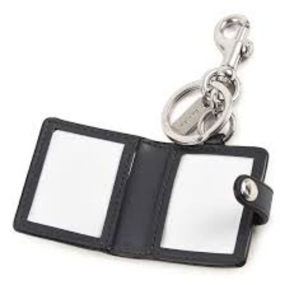 Coach Snowman & Snowflakes Wallet & Photo frame Charm/Keychain Boxed Gift Set - Picture 9 of 14